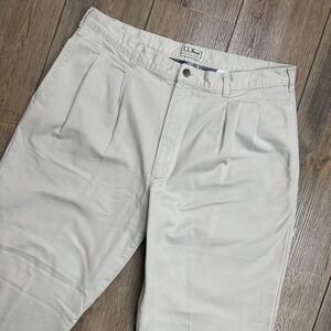 L.L. Bean Vintage Flannel Lined Chino Pants 34x30 Khaki Tan Pleated USA Made